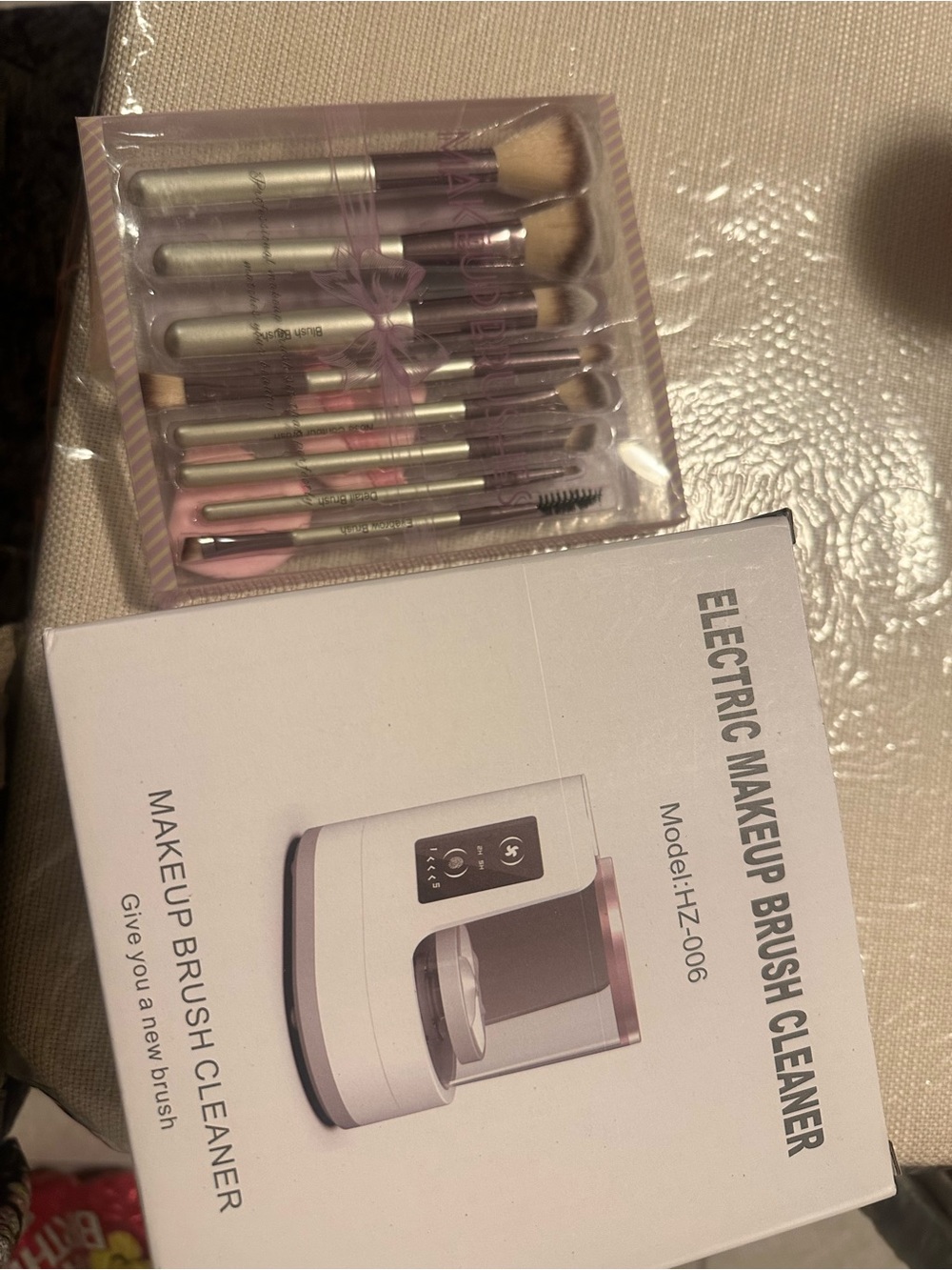 Makeup Brush Set with Electric Cleaner - Pink & Silver